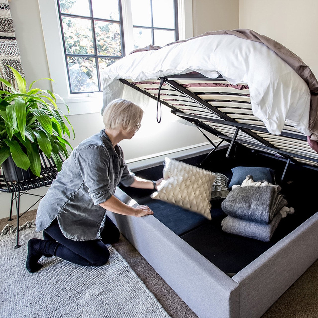Open Box: Justin King Storage Bed - Greige
